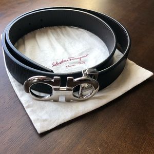• Salvatore Ferragamo Men’s Reversible Belt •